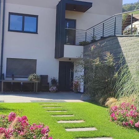 טזימו Janas Bolzano Mountain Apartment מראה חיצוני תמונה